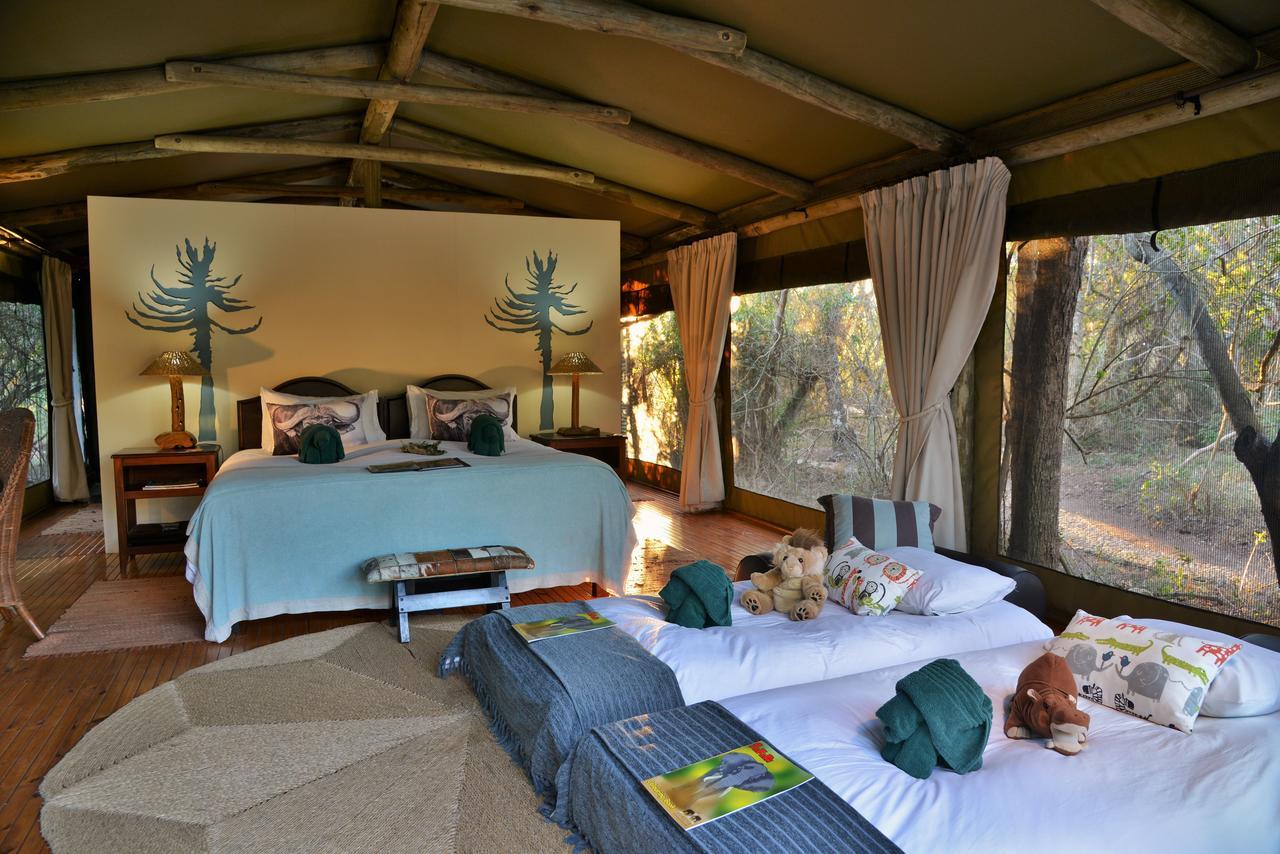 Sibuya Game Reserve And Lodge Kenton on Sea Exterior photo